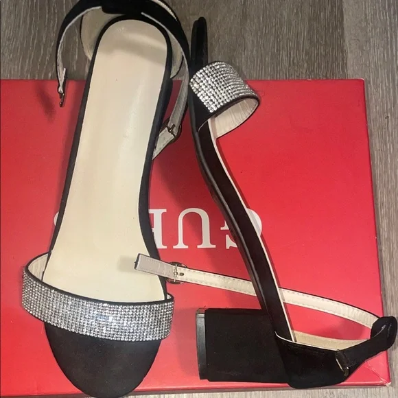 Elegant Black and Silver Women's Sandals - Picture 3 of 4